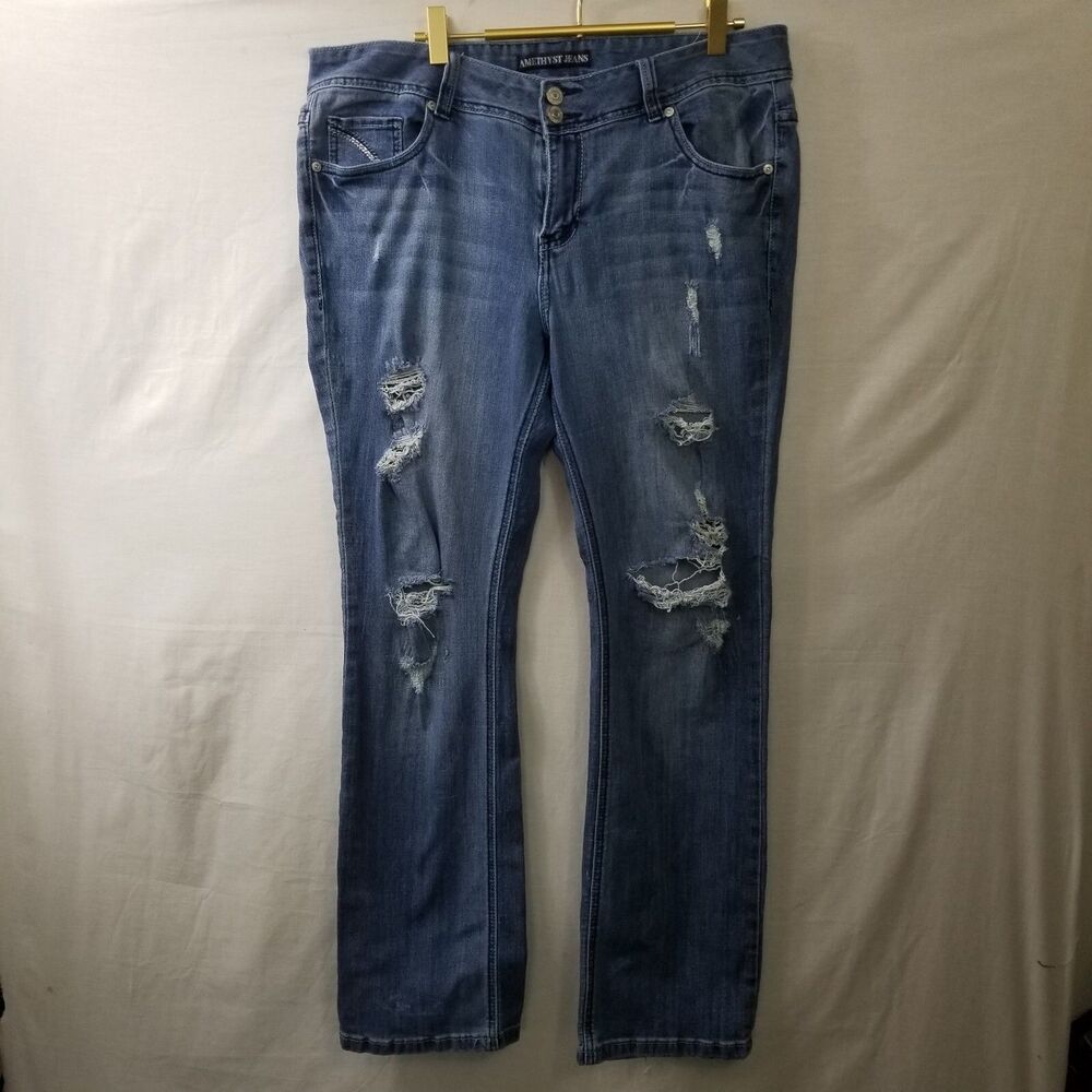 Amethyst Jeans Women's Sz 14 Embroidered Flap Pocket  Straight Leg Jeans